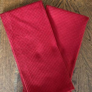 2 Room Essentials red dish towels